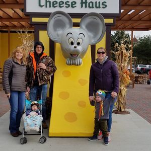 Meet your Posher, Angela